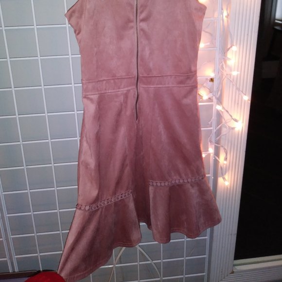 Embroidered Dress - Picture 4 of 4